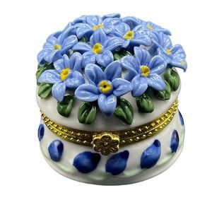 Alaska Souvenir Trinket Box Blue Flowers Exterior Alaska in Gilt Interior